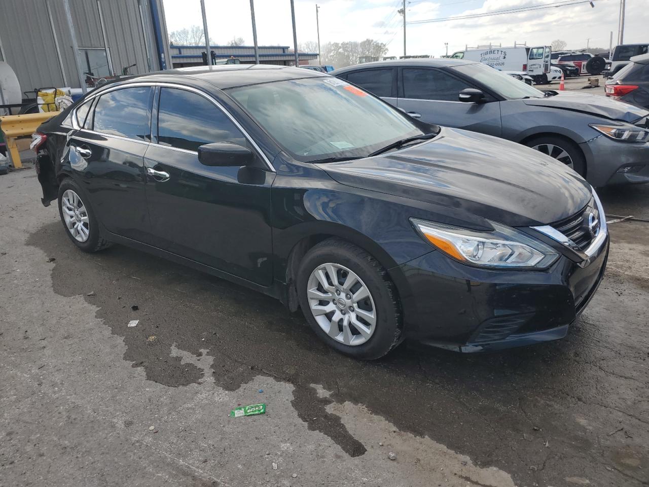 2017 Nissan Altima - Image 4