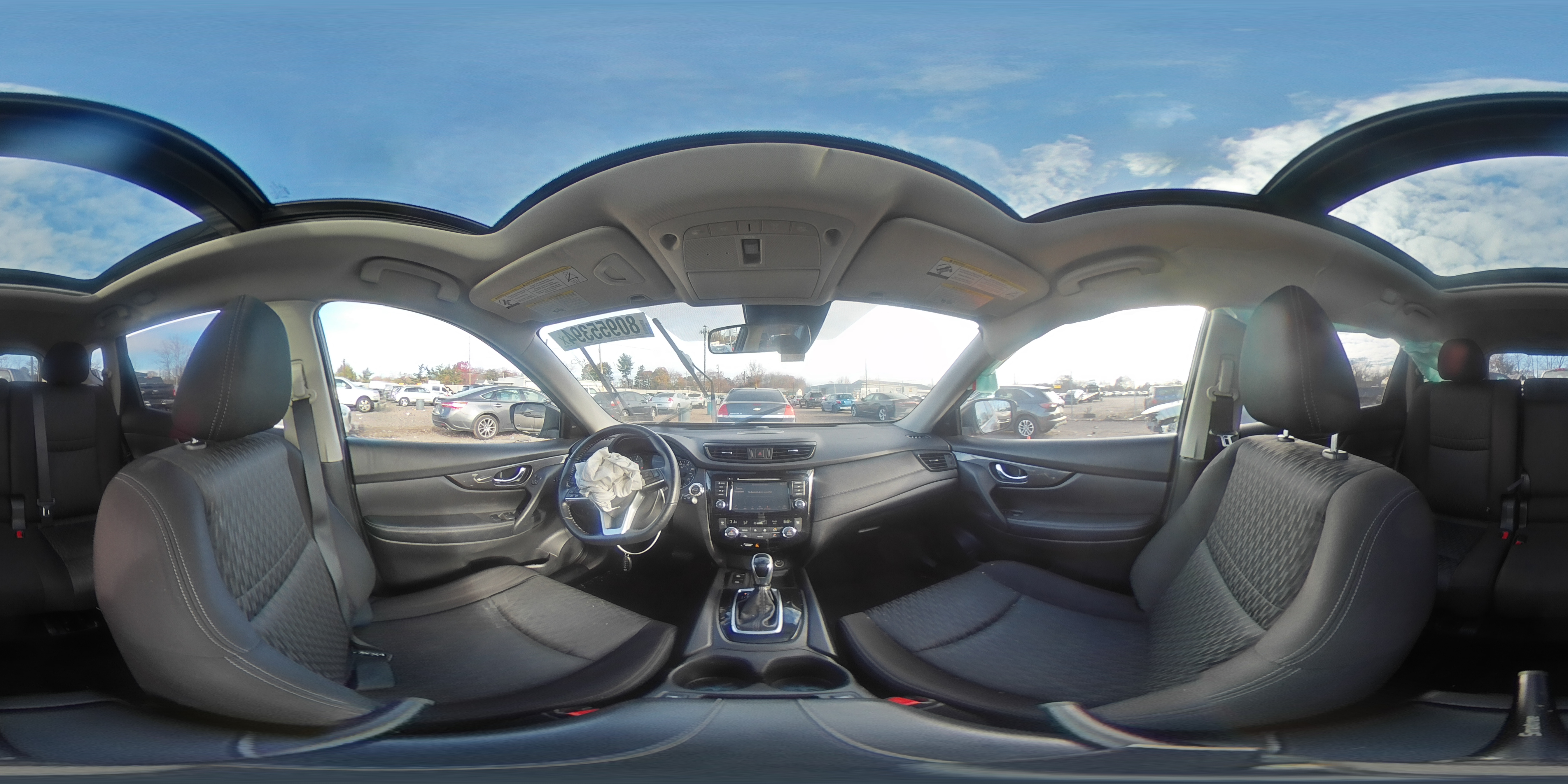 2020 Nissan Rogue - Image 14