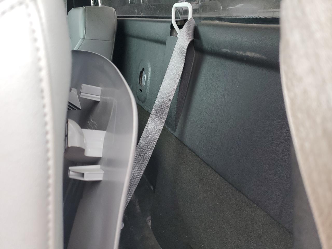 2014 Chevrolet Silverado - Image 10