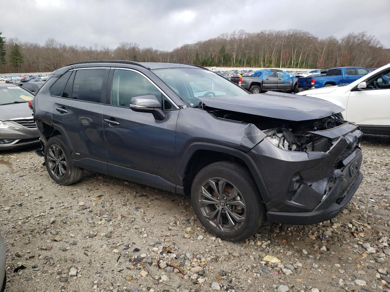 2022 Toyota RAV 4 - Image 4