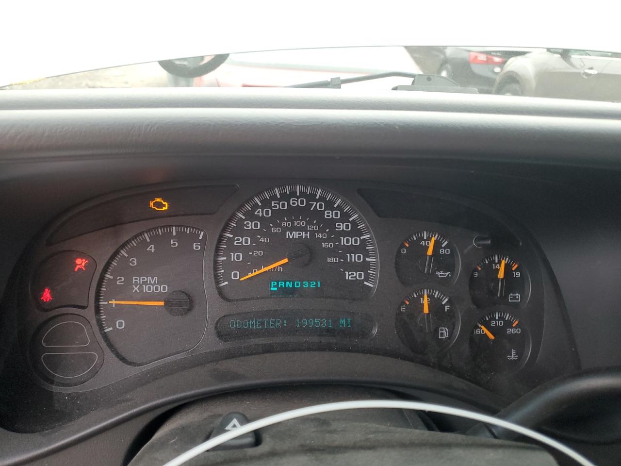 2005 GMC Sierra - Image 9