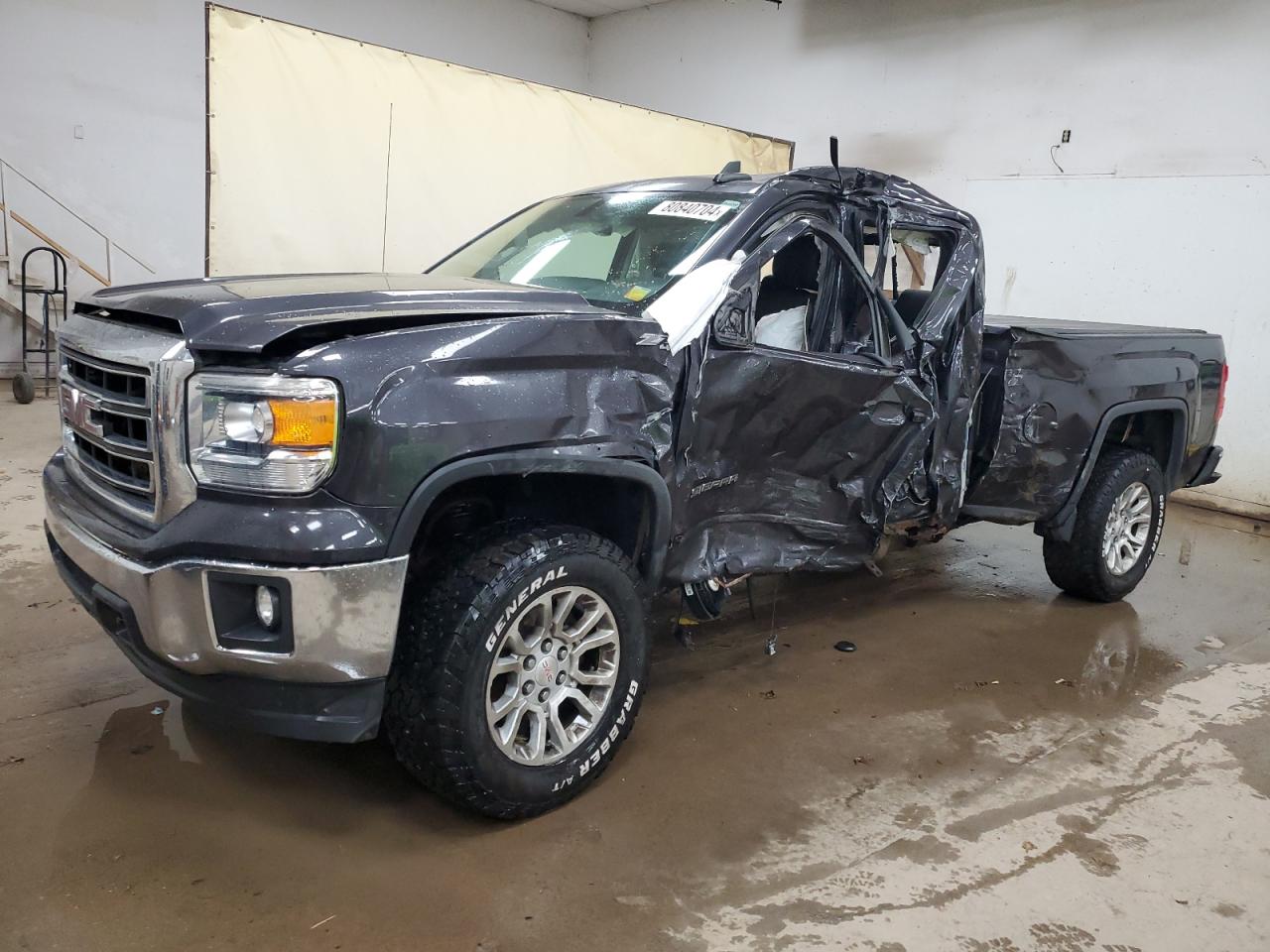 2015 GMC Sierra - Image 1