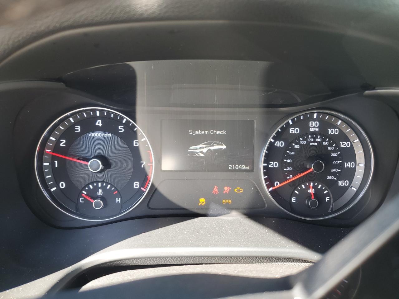 2024 Kia Forte - Image 9
