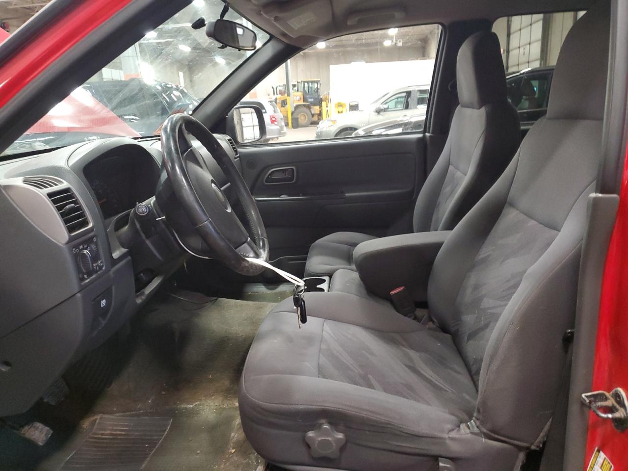 2004 Chevrolet Colorado - Image 7