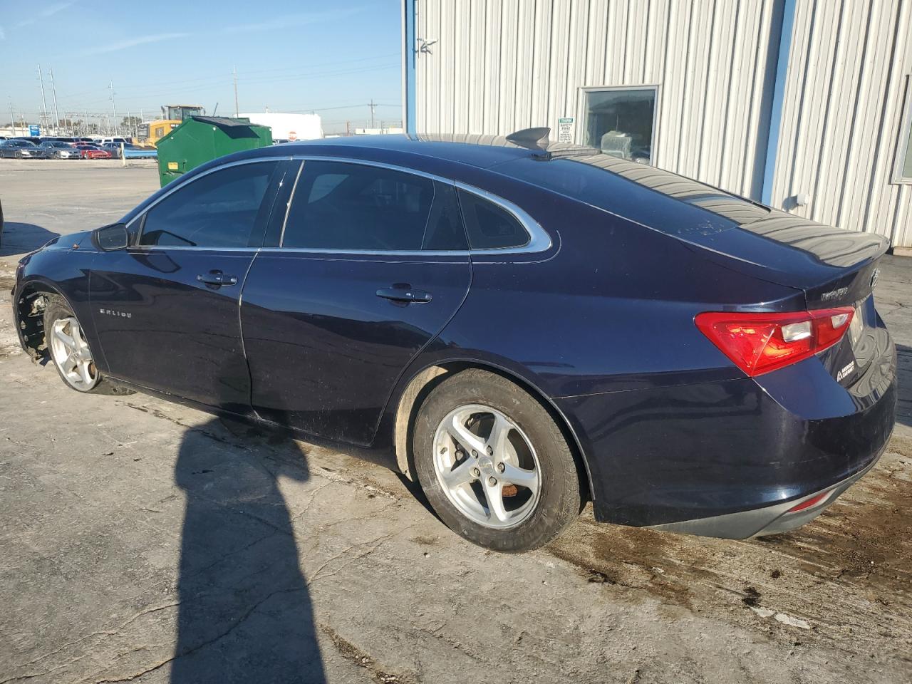 2016 Chevrolet Malibu - Image 2