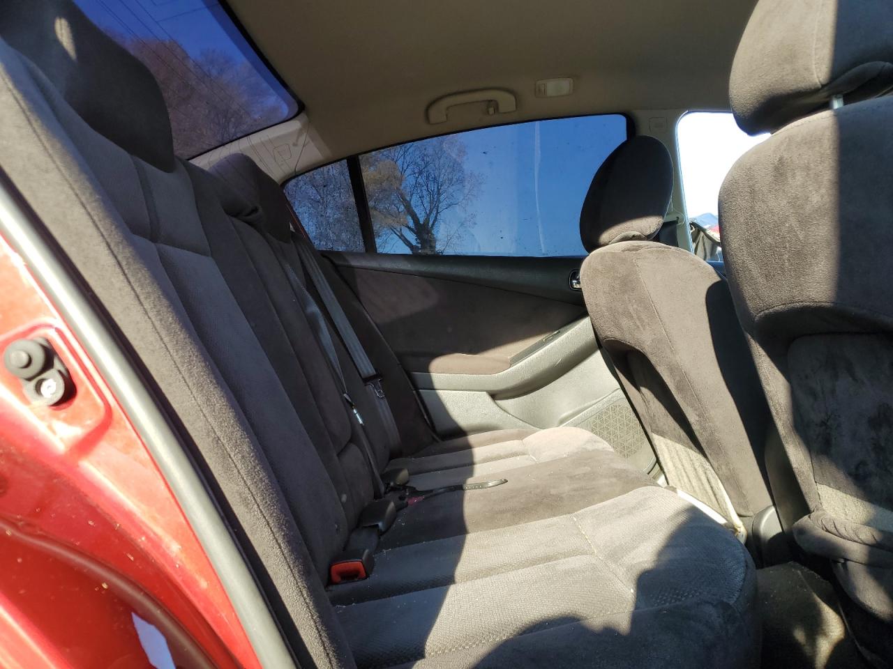 2009 Nissan Altima - Image 10