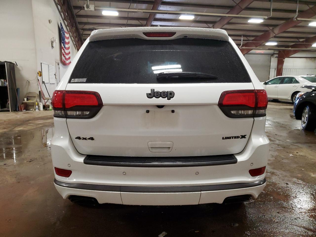 2020 Jeep Grand Cherokee - Image 6
