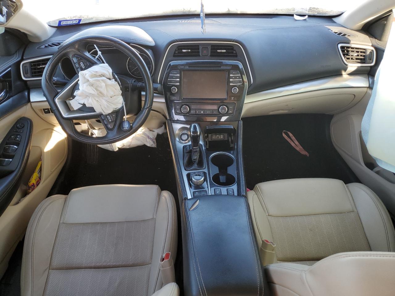 2021 Nissan Maxima - Image 8