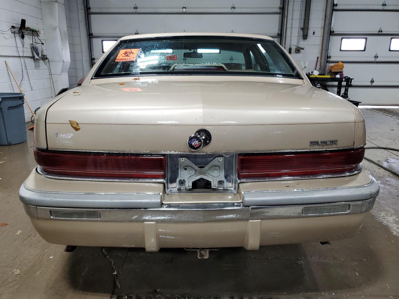 1996 Buick Roadmaster - Image 6