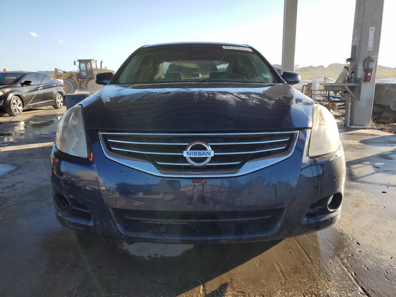 2010 Nissan Altima - Image 5