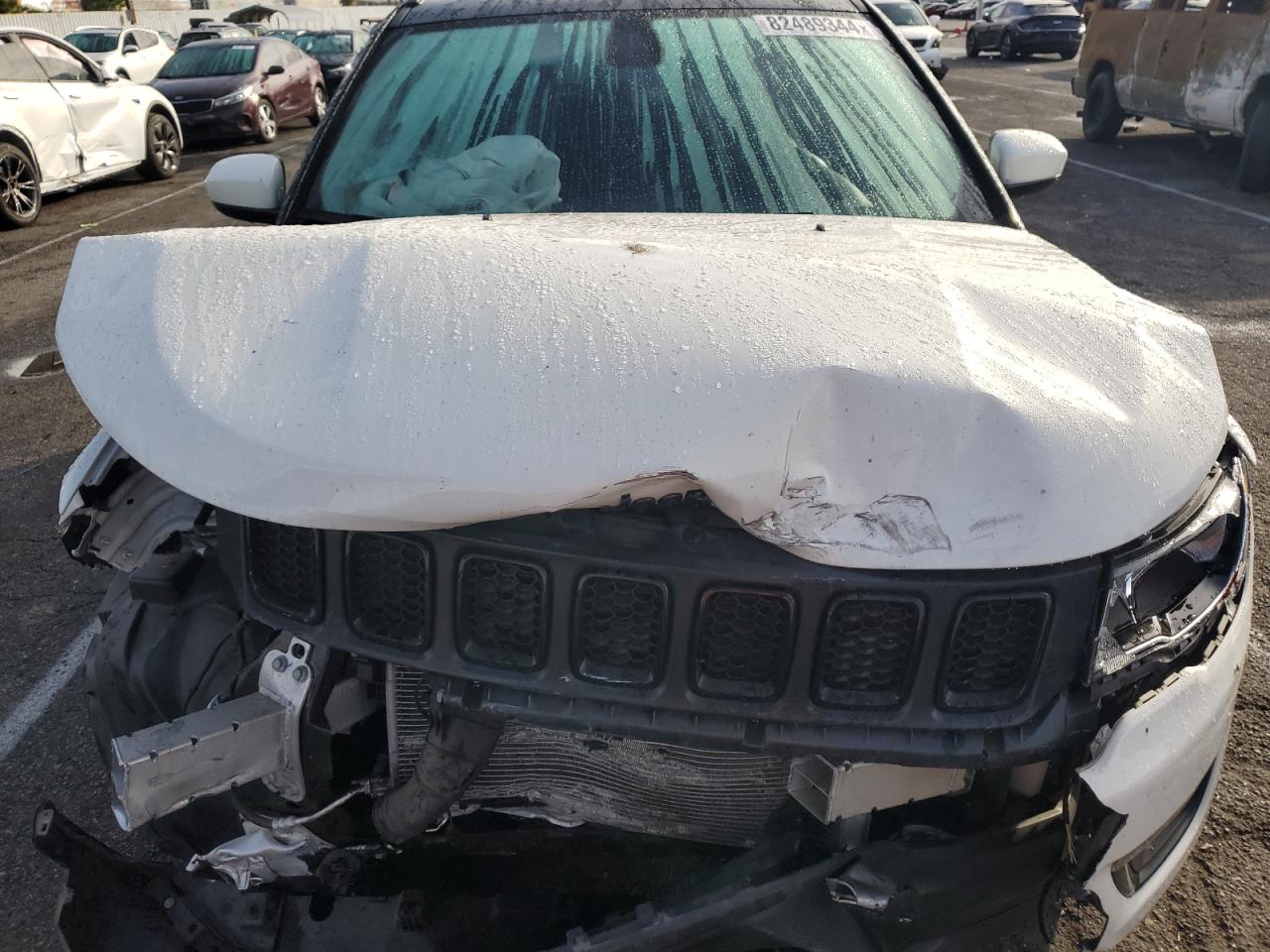 2020 Jeep Compass - Image 13