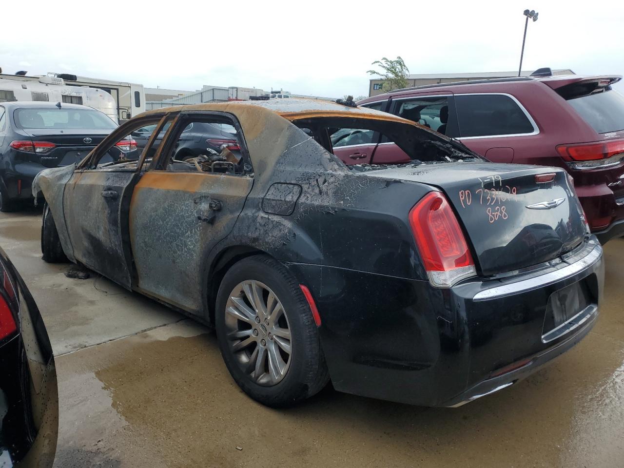 VIN 2C3CCAEG0GH238344 2016 CHRYSLER 300 no.2