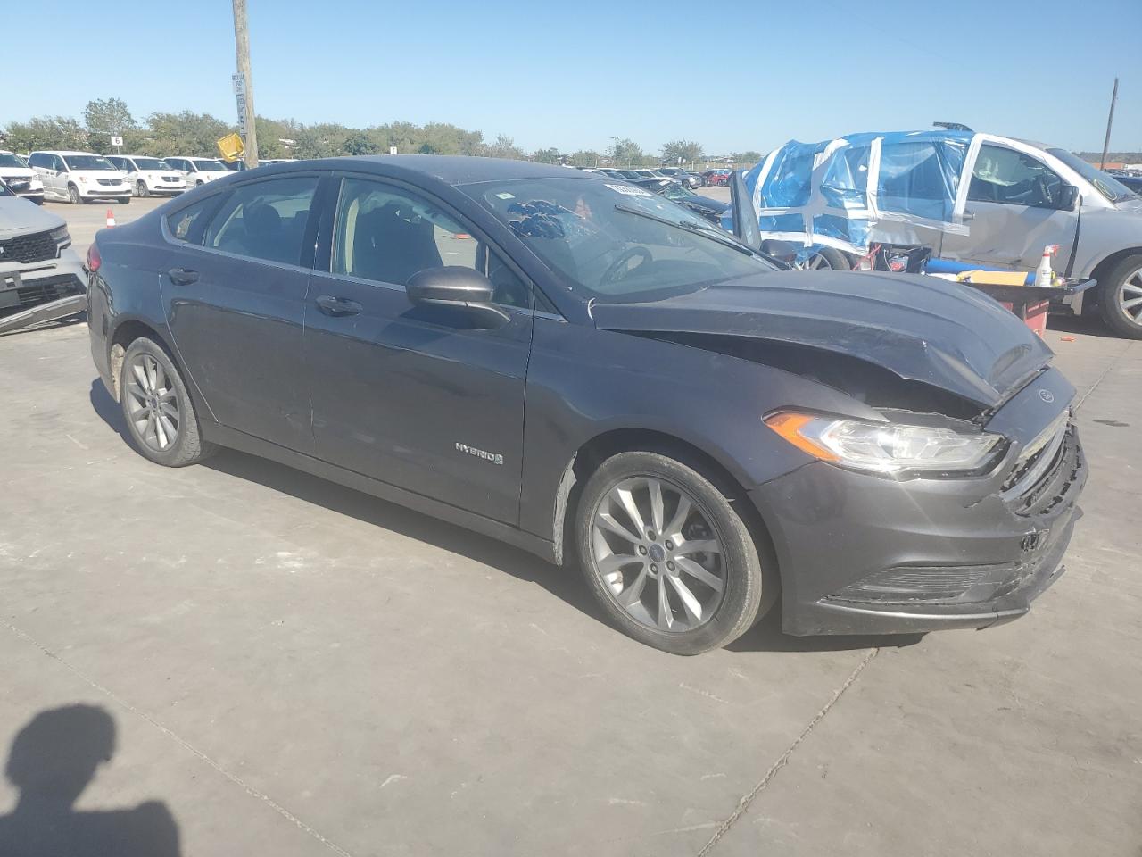 VIN 3FA6P0LU6HR358600 2017 FORD FUSION no.4