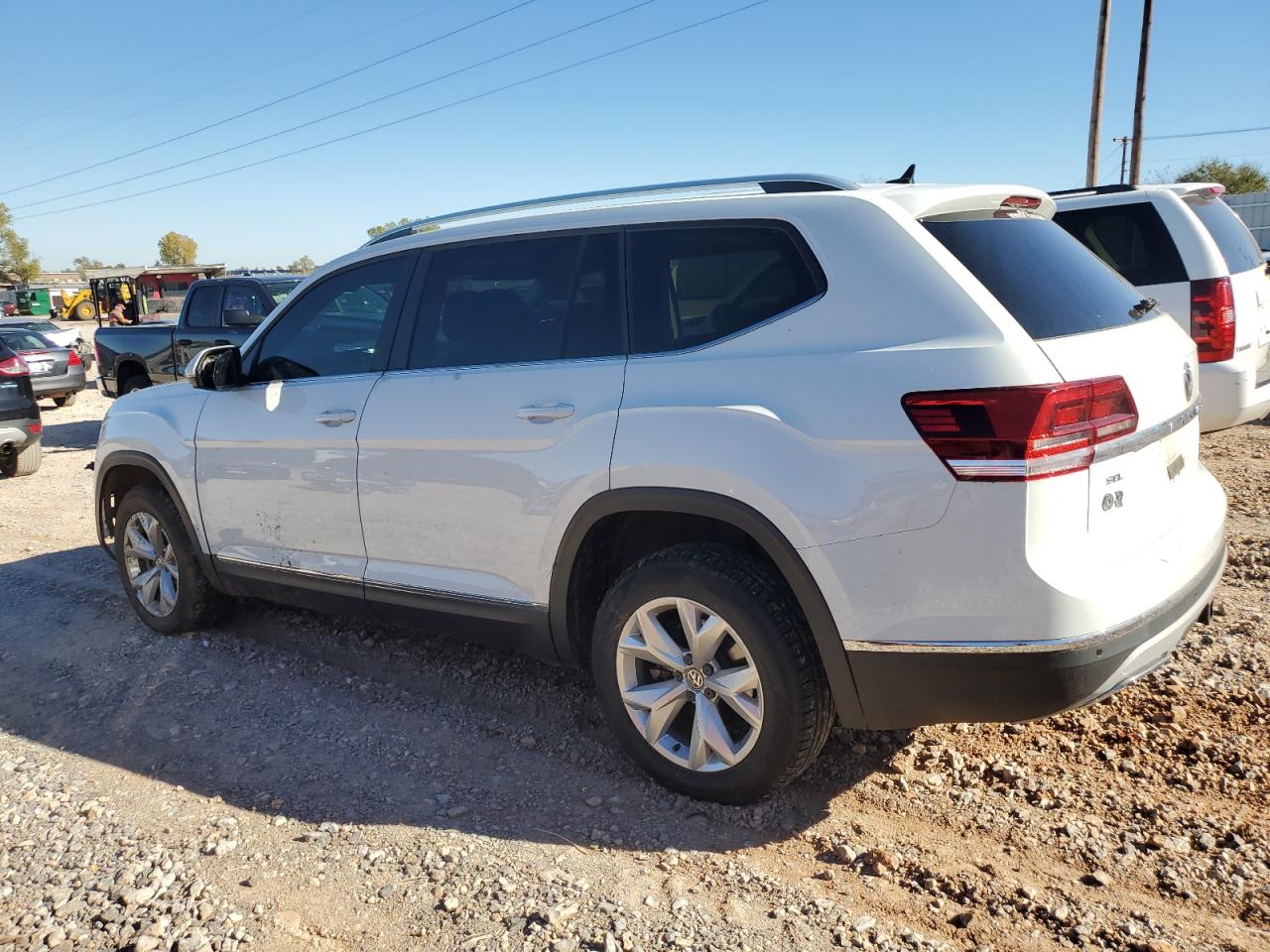 2018 Volkswagen Atlas - Image 2