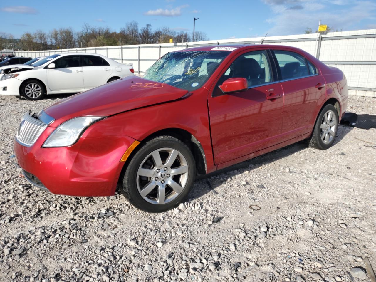 2010 Mercury Milan - Image 1