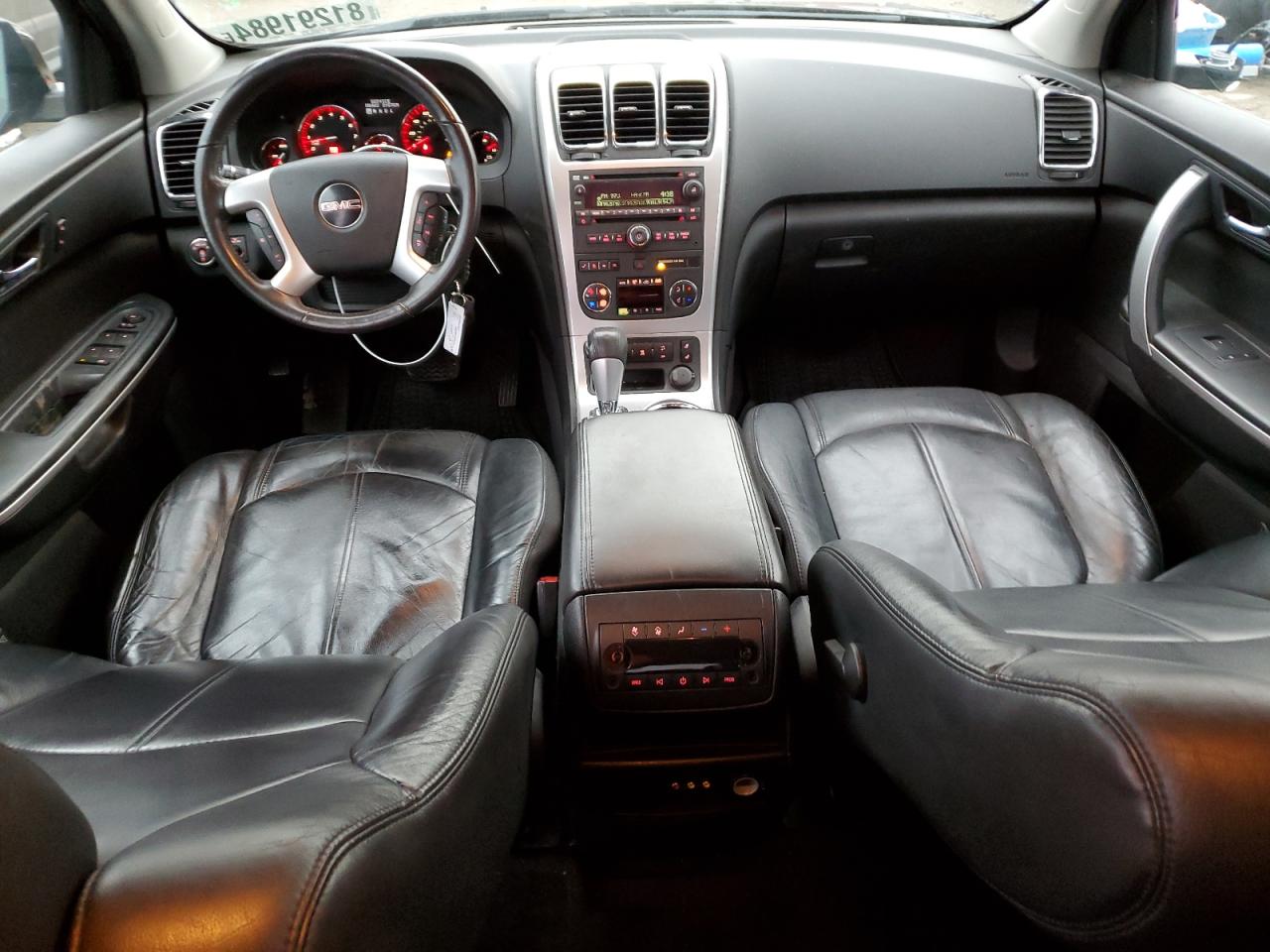 2010 GMC Acadia - Image 8