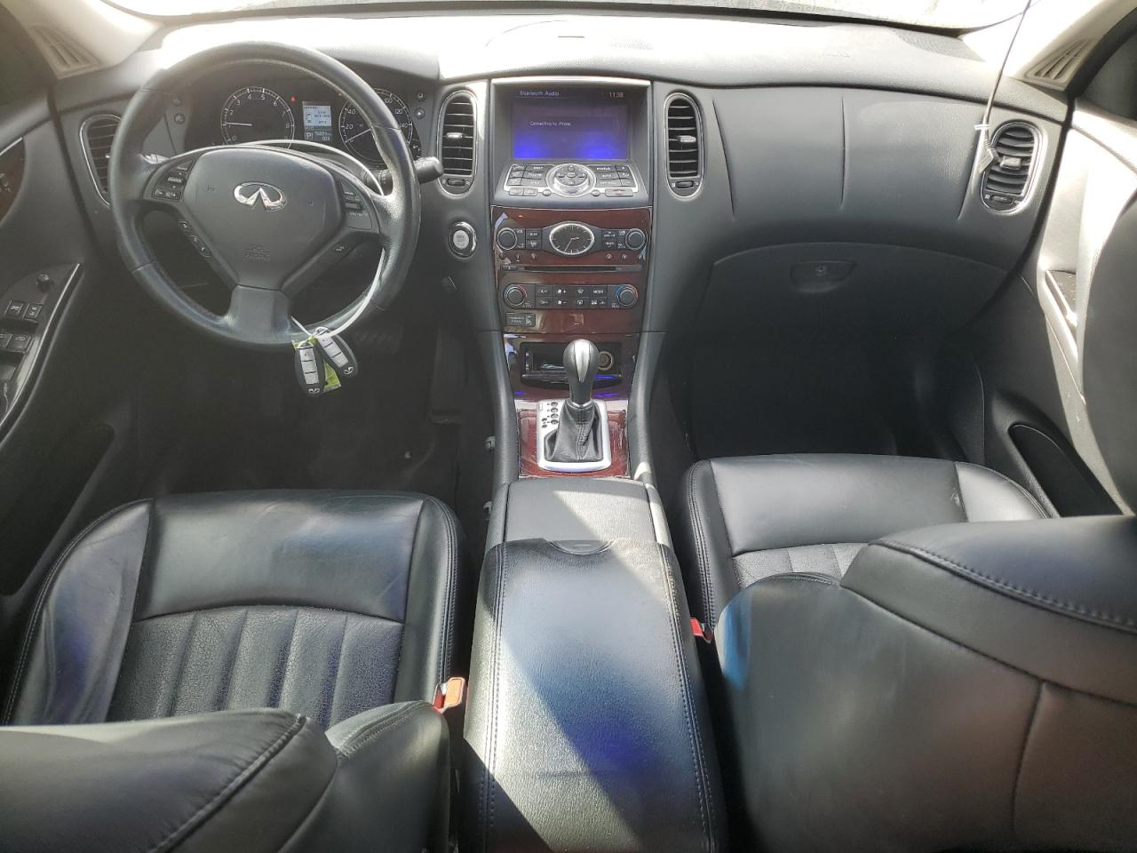 2017 Infiniti QX50 - Image 8