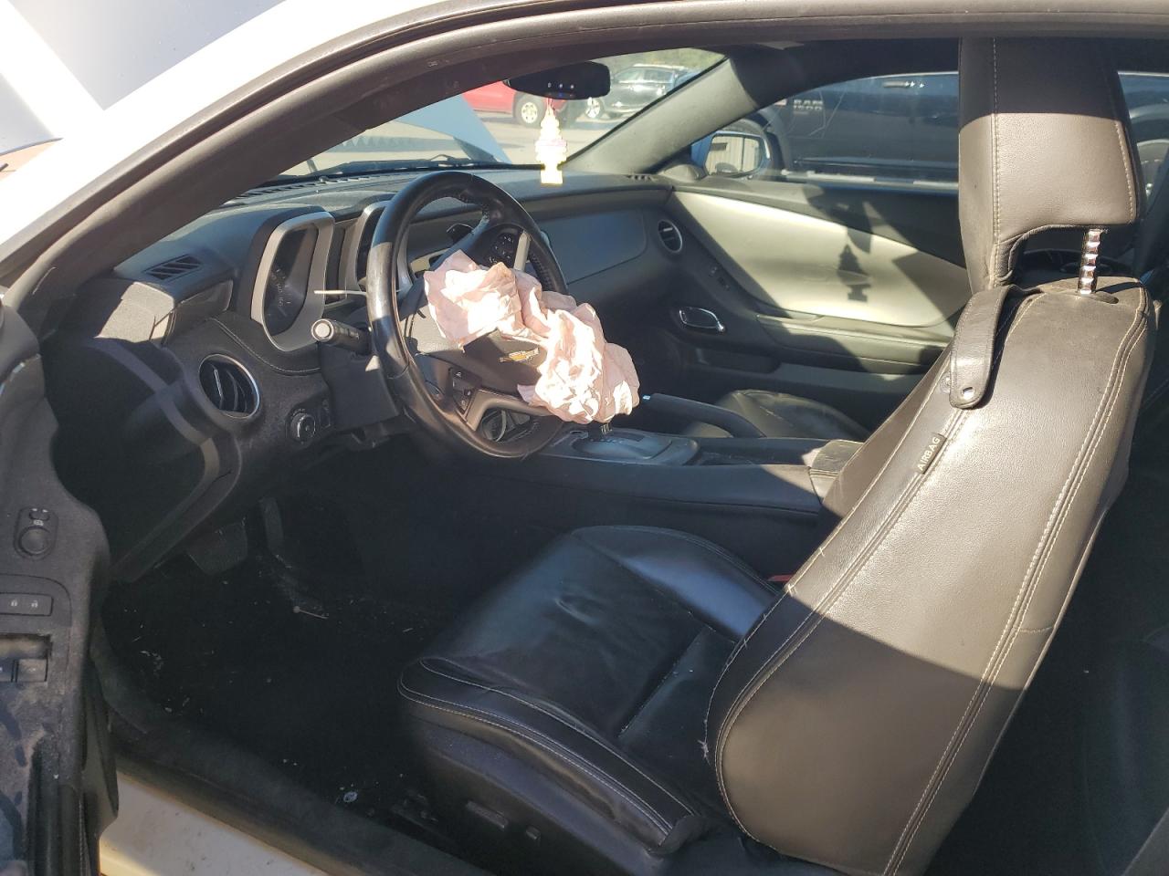 2015 Chevrolet Camaro - Image 7