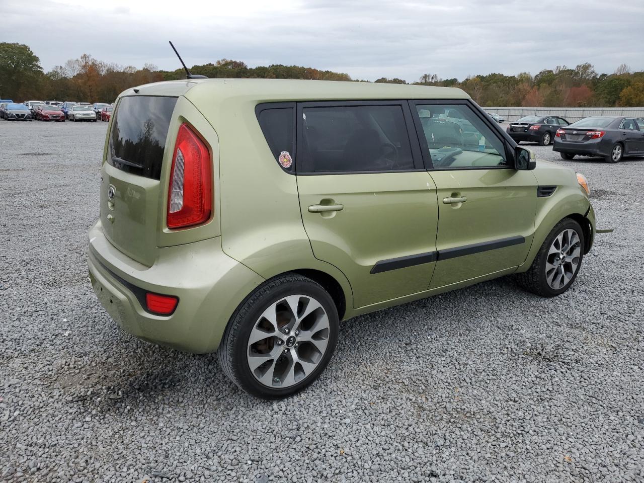 VIN KNDJT2A66D7520050 2013 KIA SOUL no.3