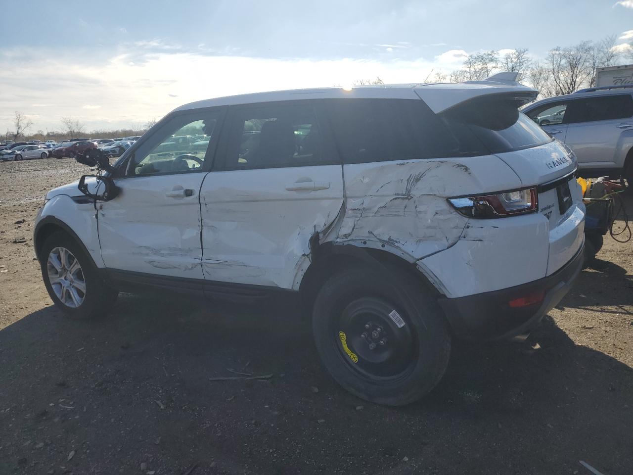2017 Land Rover Range Rover - Image 2