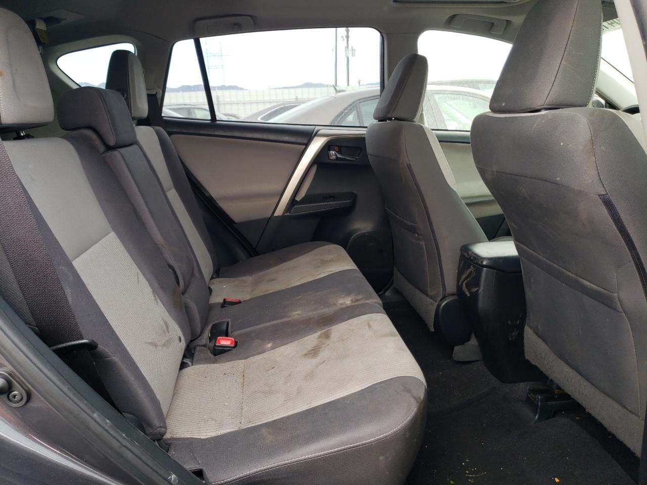 2015 Toyota RAV 4 - Image 11