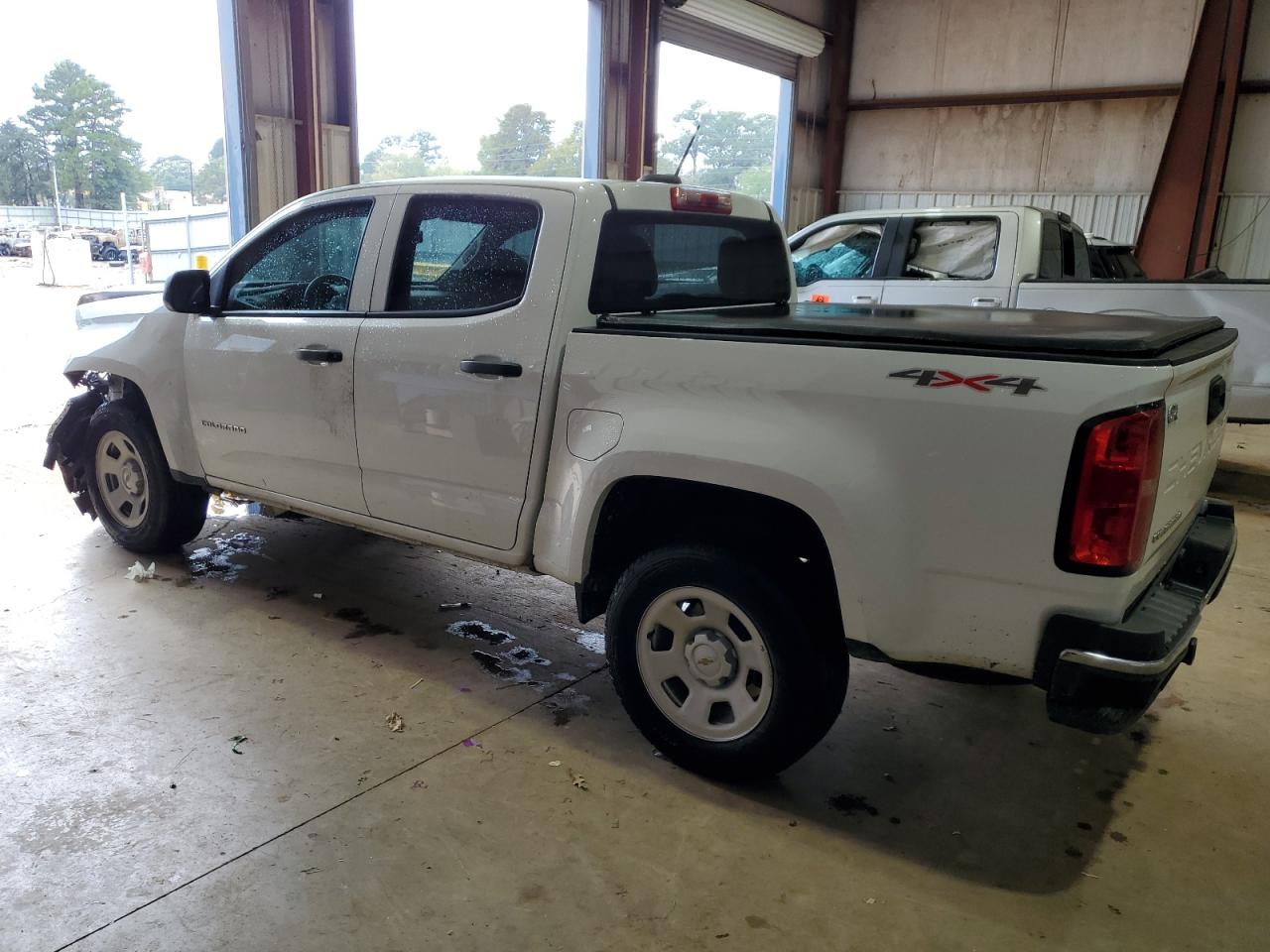 2022 Chevrolet Colorado - Image 2
