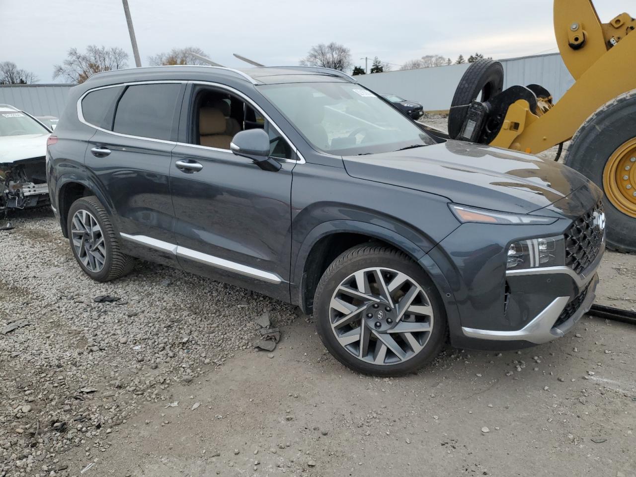 2023 Hyundai Santa Fe - Image 4