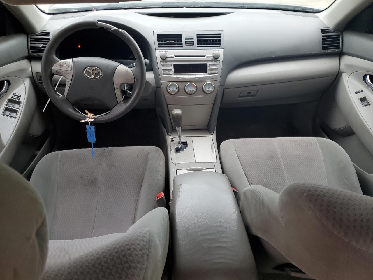 2011 Toyota Camry - Image 8