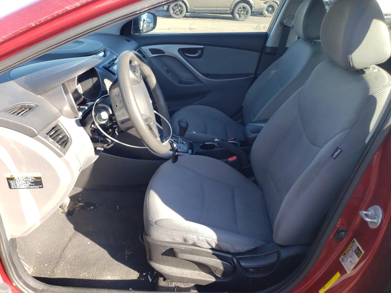 2013 Hyundai Elantra - Image 7