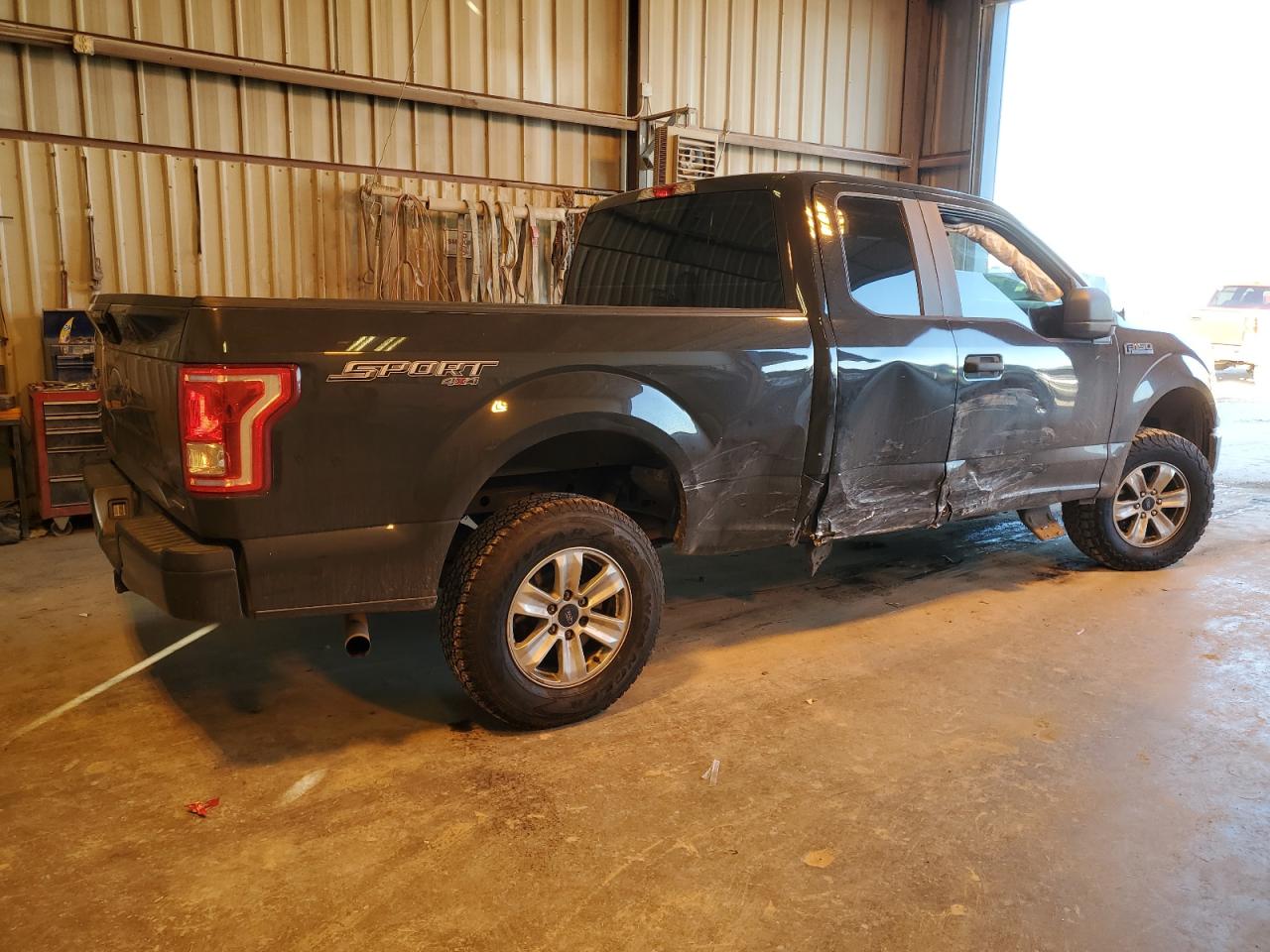 2016 Ford F-150 - Image 3