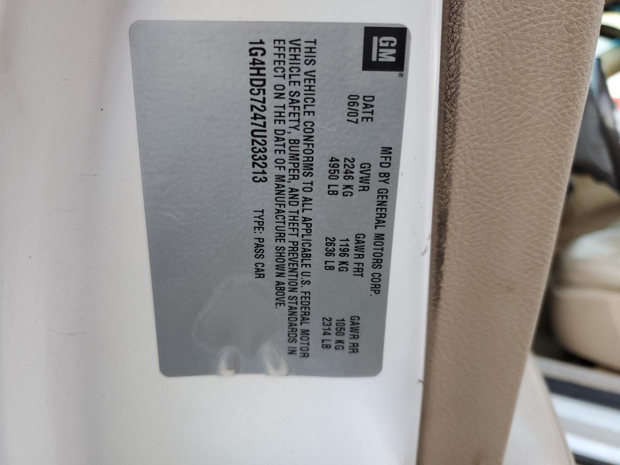 2007 Buick Lucerne - Image 12