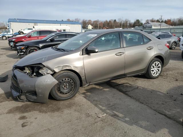  TOYOTA COROLLA 2017 Silver