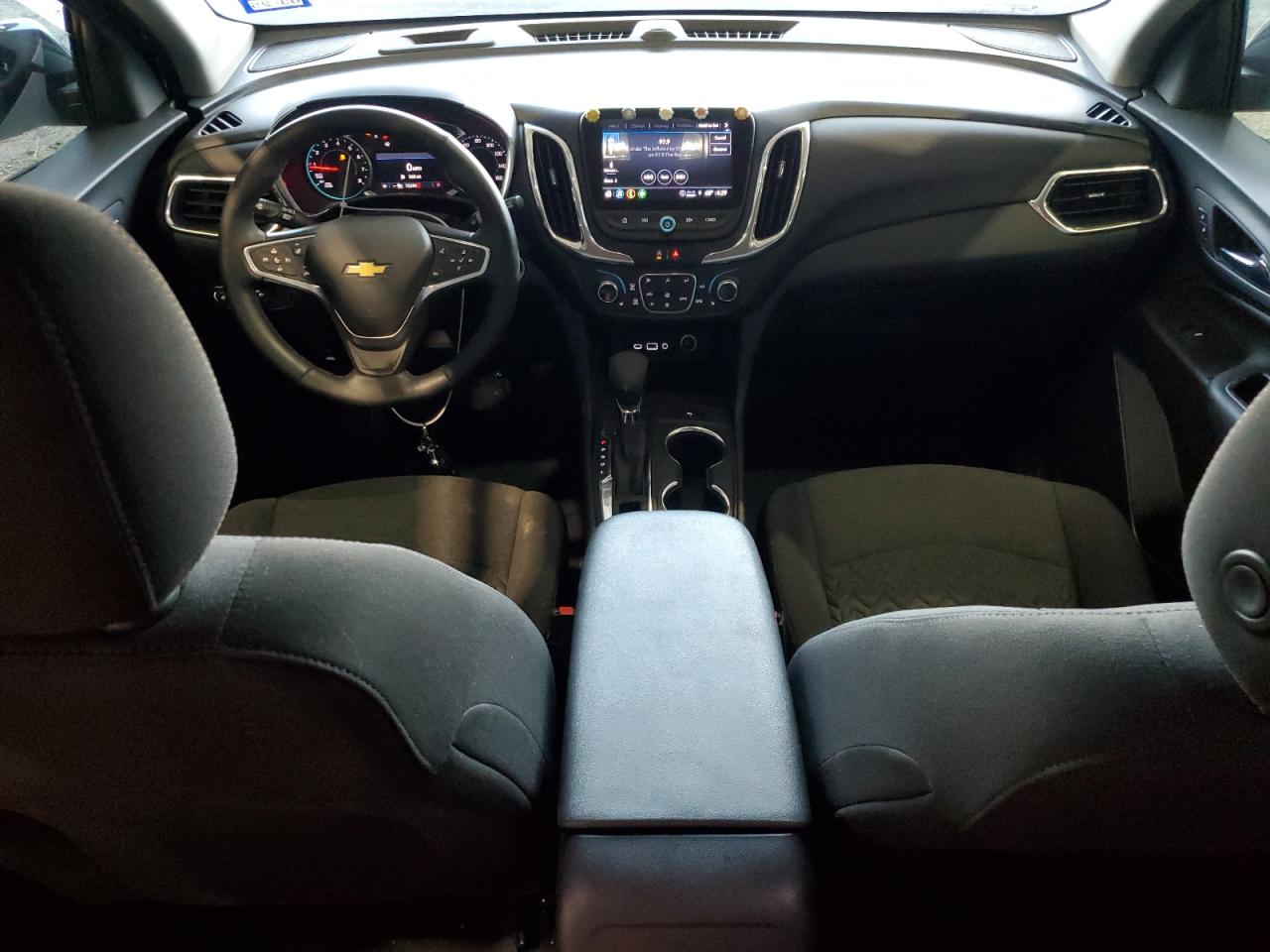 2023 Chevrolet Equinox - Image 8