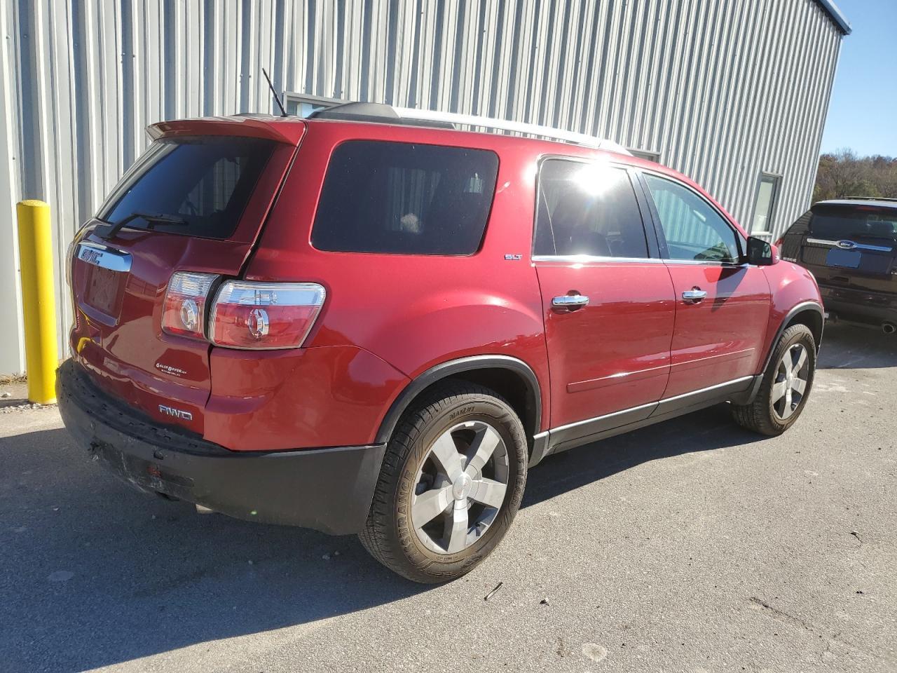 2012 GMC Acadia - Image 3