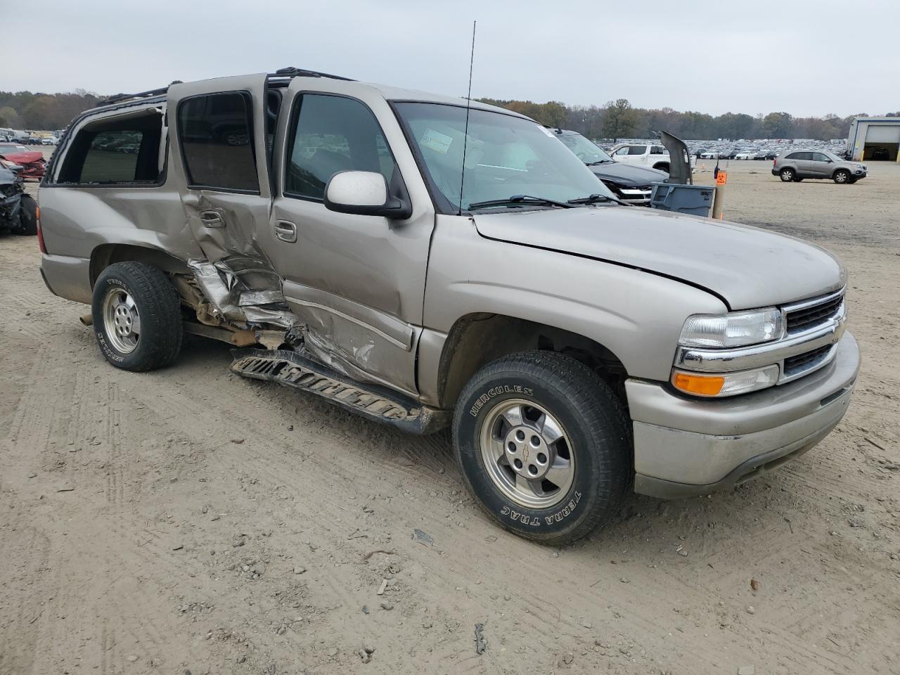 2001 Chevrolet Suburban - Image 4