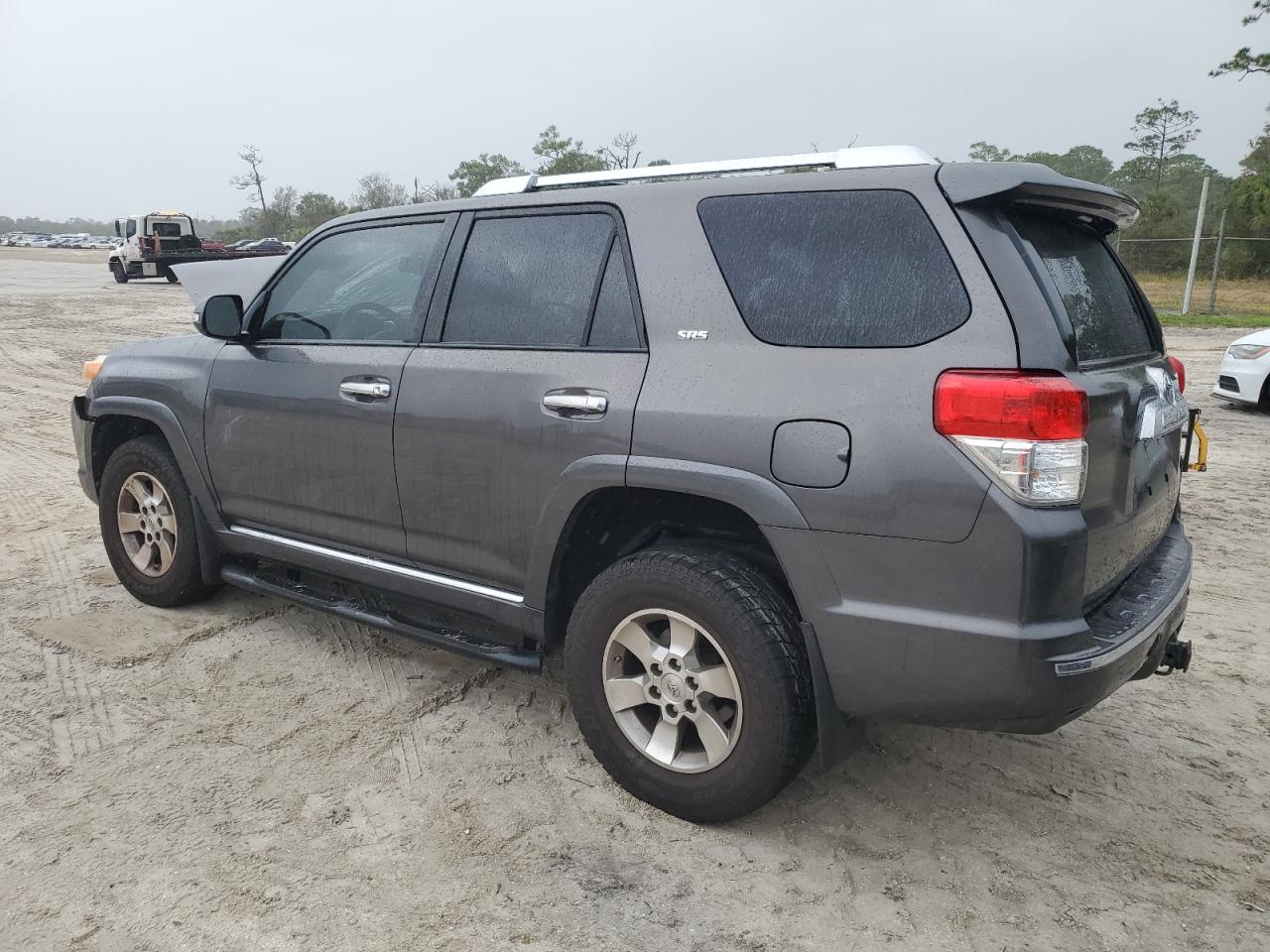 VIN JTEBU5JR4D5135512 2013 TOYOTA 4RUNNER no.2