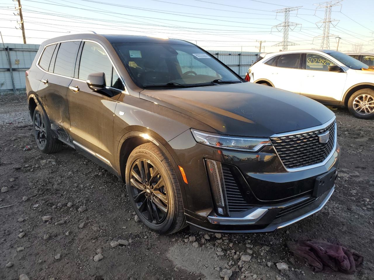 2022 Cadillac XT6 - Image 4