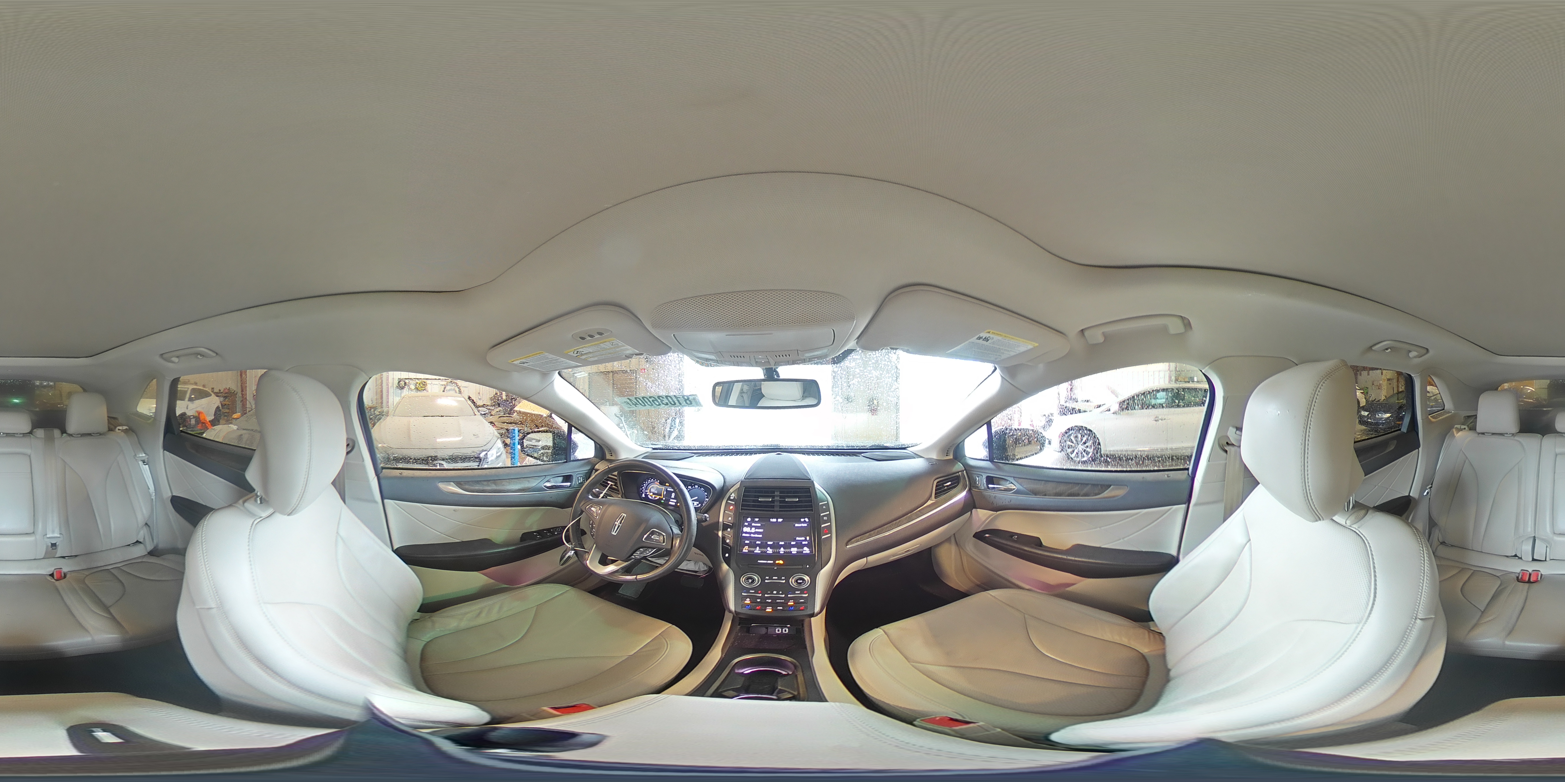 2019 Lincoln MKC - Image 15