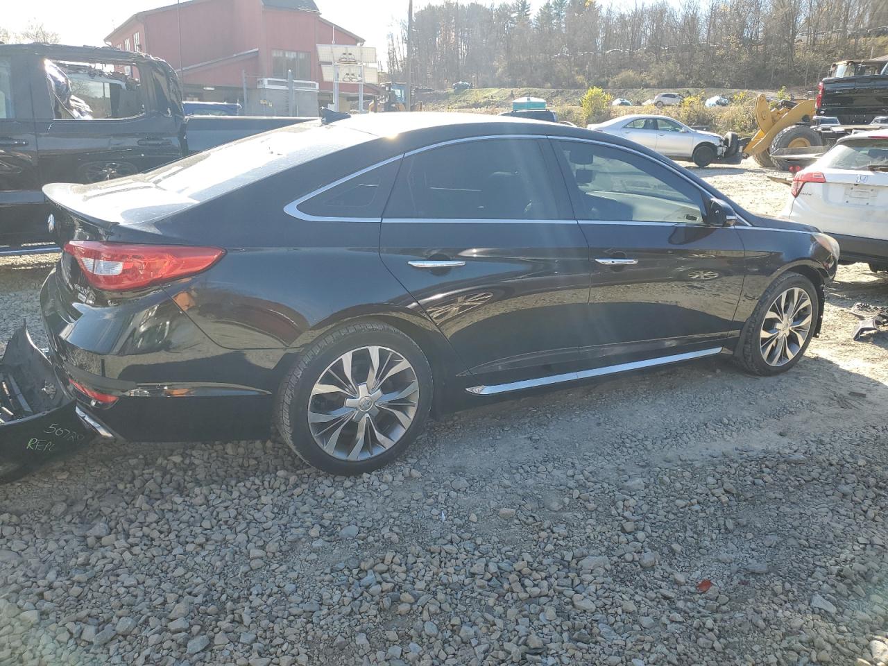 2015 Hyundai Sonata - Image 3