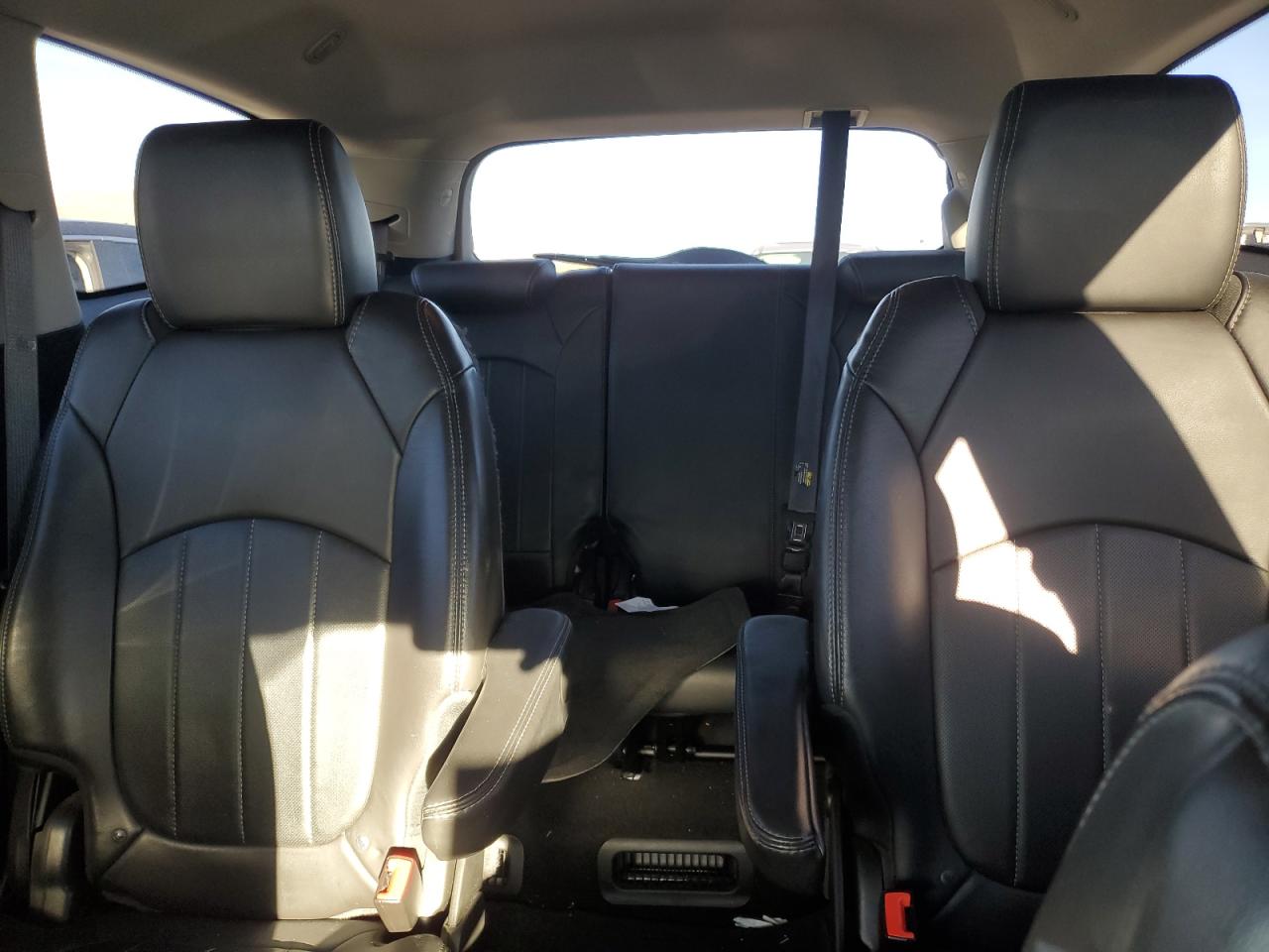 2014 Buick Enclave - Image 10