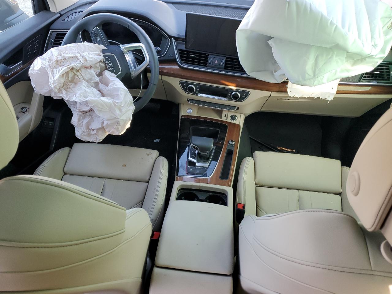 2024 Audi Q5 - Image 8