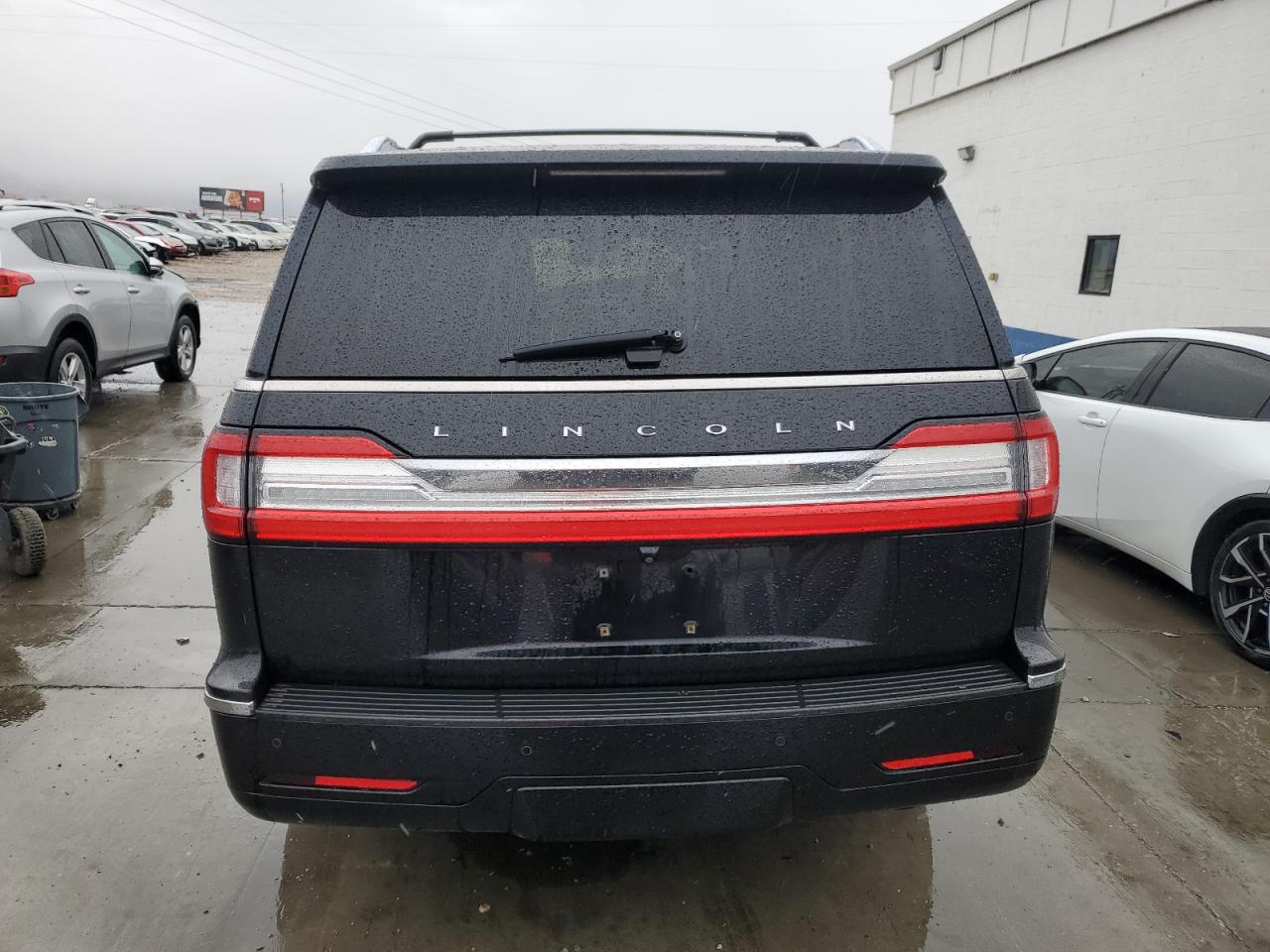 VIN 5LMJJ2LT8JEL11126 2018 LINCOLN NAVIGATOR no.6