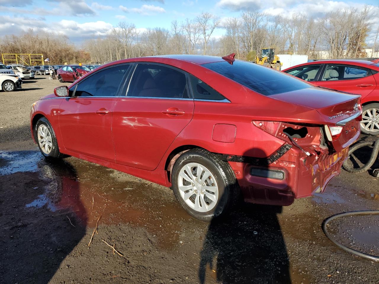 2011 Hyundai Sonata - Image 2