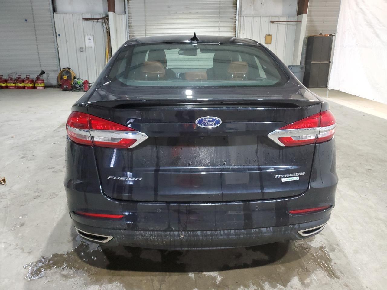2020 Ford Fusion - Image 6