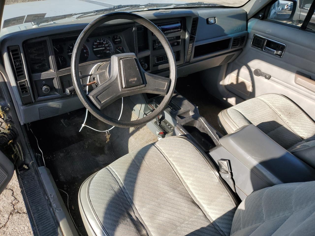 1990 Jeep Grand Cherokee - Image 8