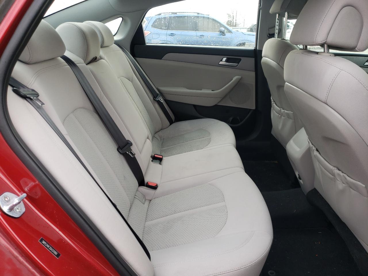 2016 Hyundai Sonata - Image 10