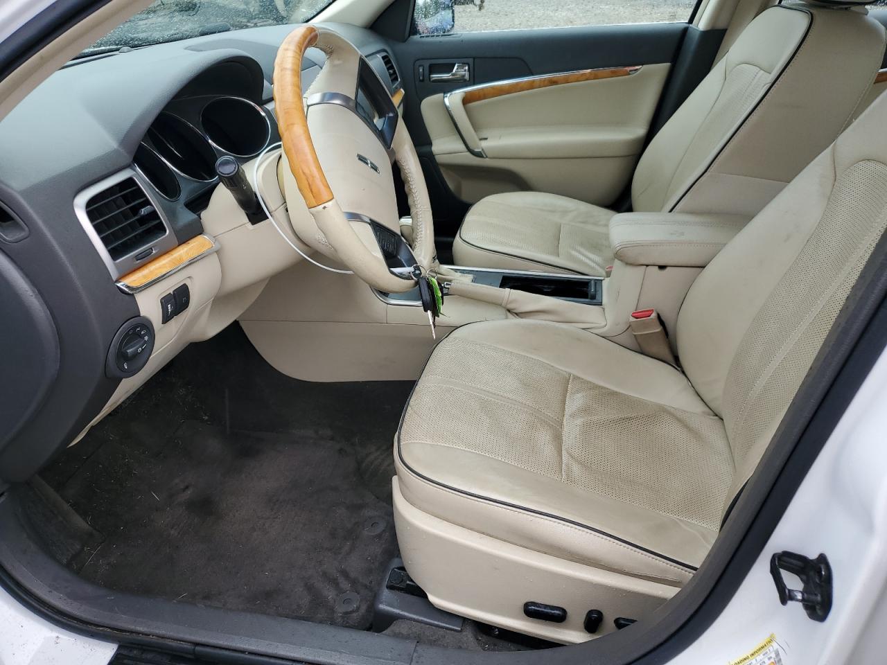 2011 Lincoln MKZ - Image 7
