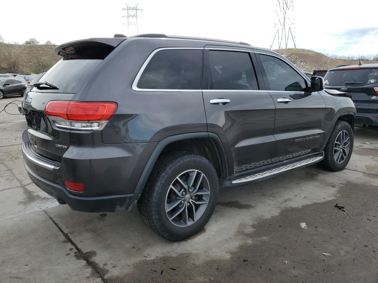 2018 Jeep Grand Cherokee - Image 3