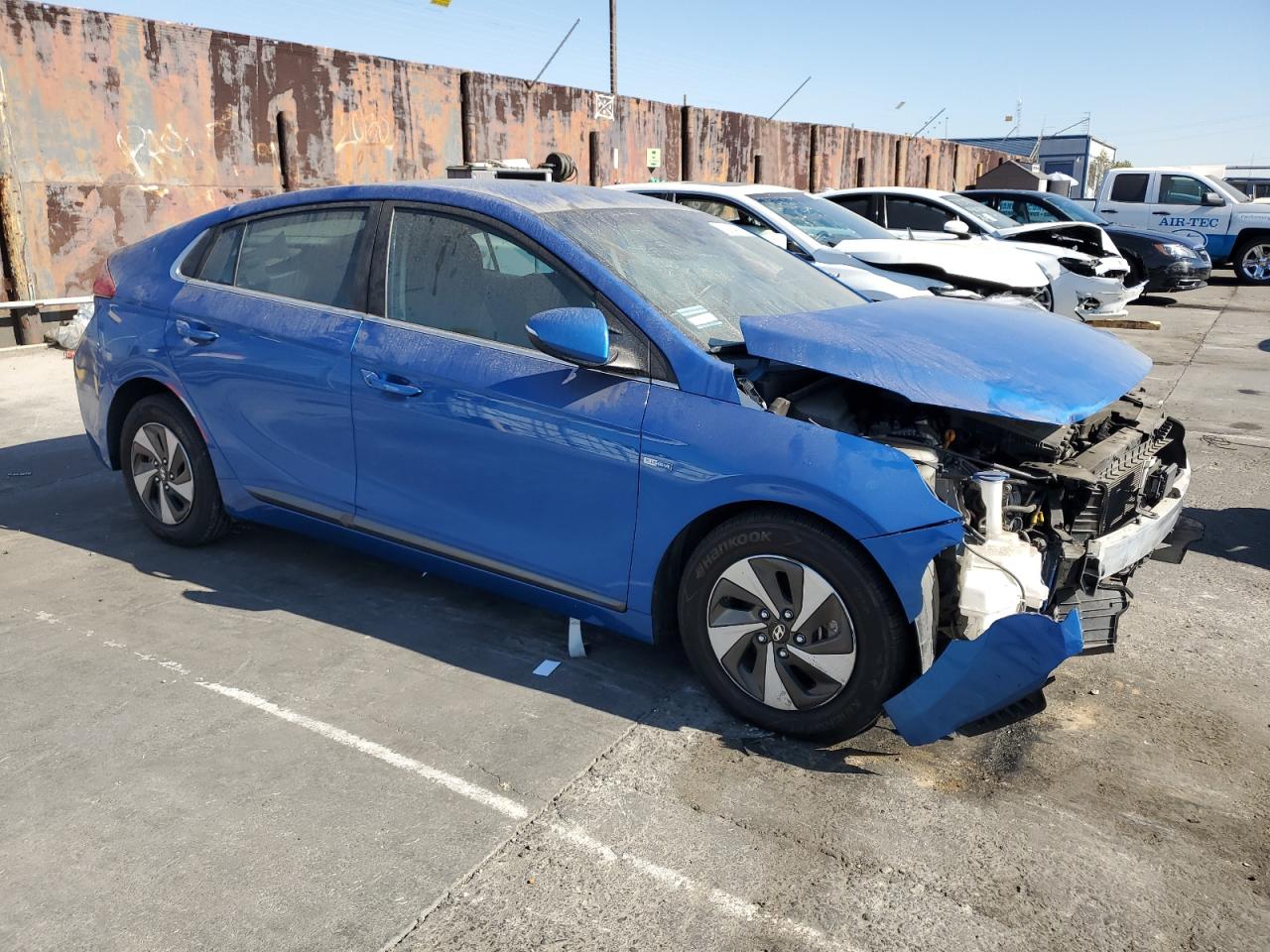 VIN KMHC75LC3JU061666 2018 HYUNDAI IONIQ no.4