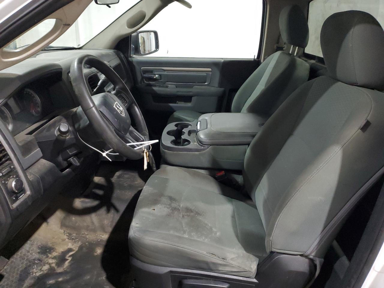 2016 RAM 1500 - Image 7